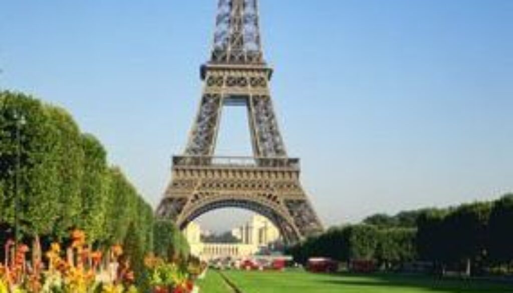 מלון בפריז עם ילדים, או לזוגות