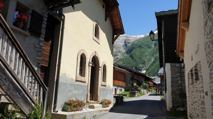 לה טור בעמק שאמוני, תחילת יום 9 של טור דה מון בלאן